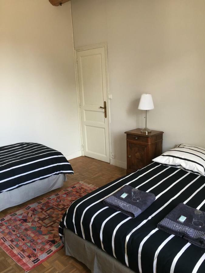 Chambres D Hotes Chez Francoise Et Michel Piscine 4 Chambres 8 Lits Chaumes-en-Brie エクステリア 写真
